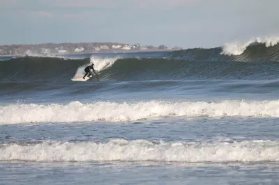 Surf Fit 50. Un programa para surfistas mayores : Fuerza muscular y resistencia en el trabajo mientras surfeas olas